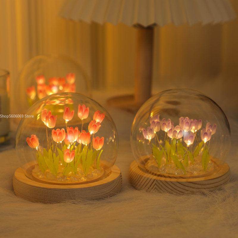 Gardino Romantic Tulip Night Light – Elegant LED Ball Lamp with Wooden Base, USB Powered for Home Decor, Soft Pink Glow, Ideal Gift for Loved Ones