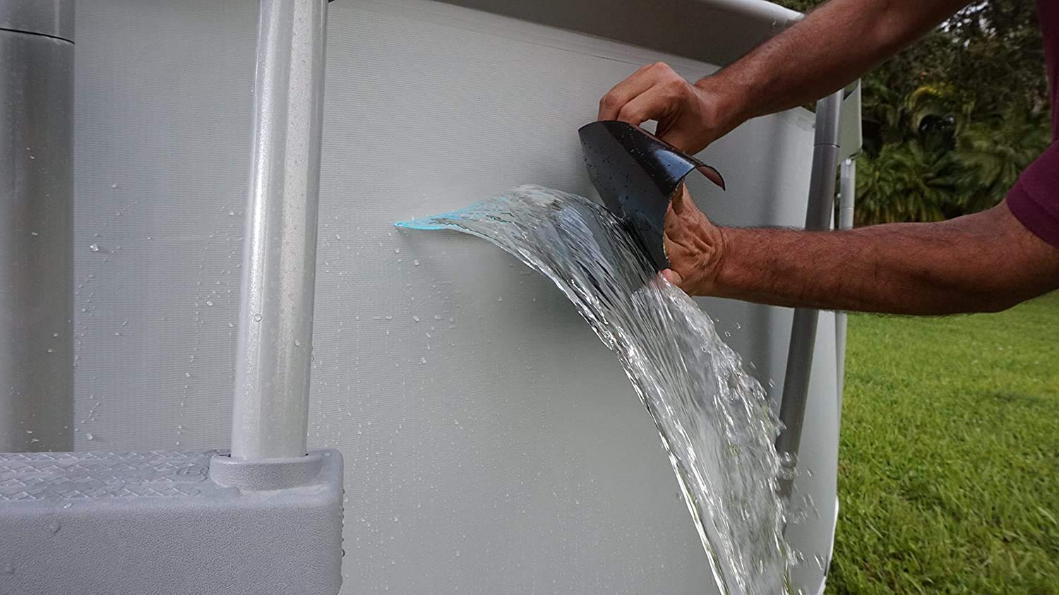 Flex Tape - Strong Rubberized Waterproof Sealant Tape for Roof Leaks, Surface Cracks, and Water Tank Repairs