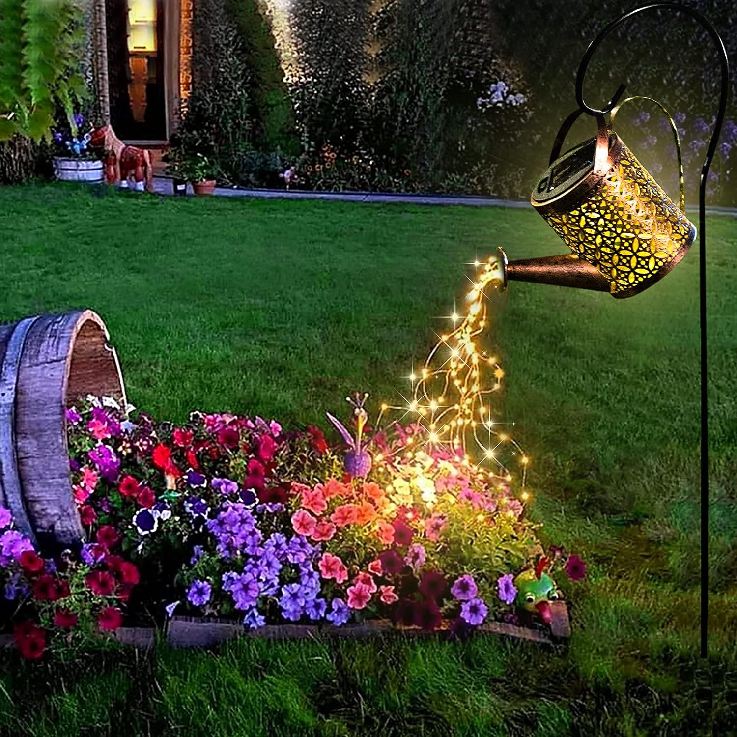 Solar Lights Outdoor Decorative, Solar Lantern Outdoor Hanging Waterproof Hollowed-Out Design, Decorative Retro Metal Solar Light with Hook