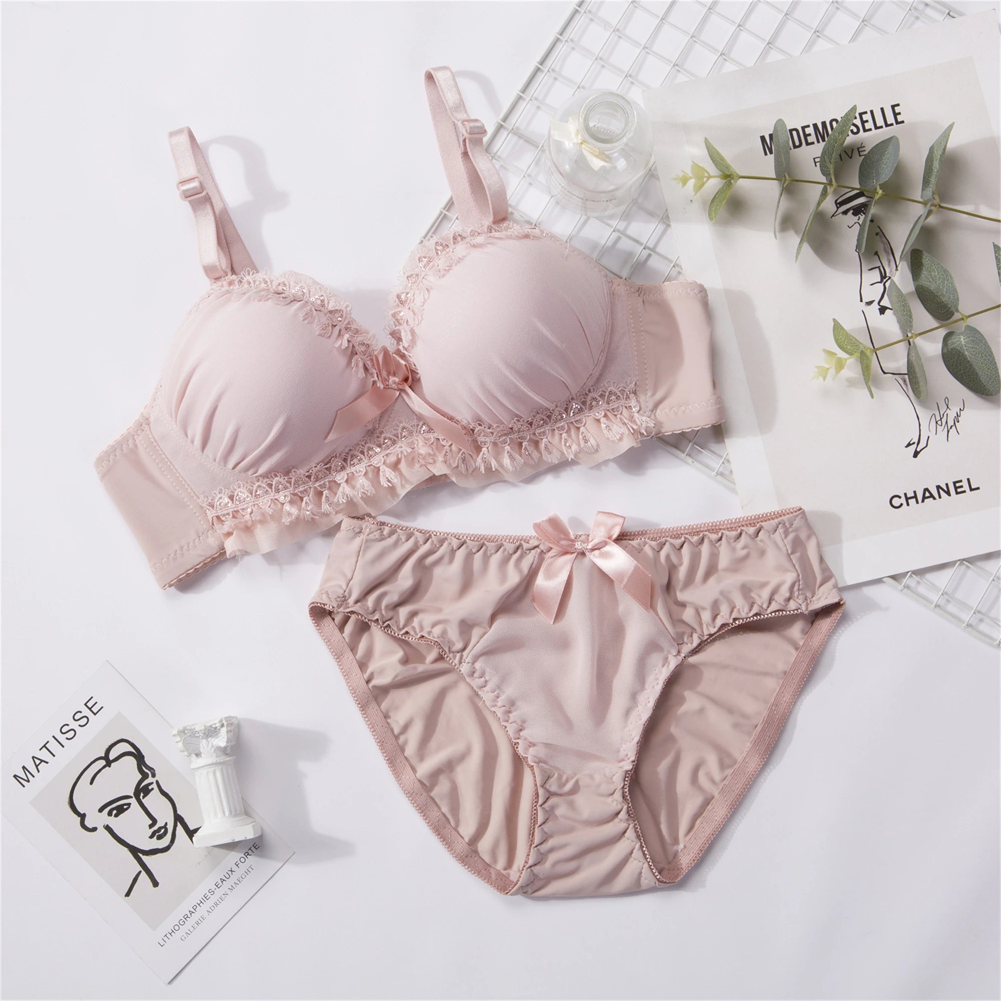 Lace Bra Set for Girl Sexy  Underwear Brassiere Women Lingerie Sweet Cute Girl Bra Breathable Soft Underwear Set Sexy Bra Briefs